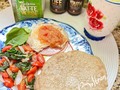 Aquí les comparo algunas sugerecias saludables para la hora del desayuno 🥞   Siempre acompañada de una muy buena suplementacion, menú, receta y mucha automotivación !!😍  #amomiestilodevida #uneteamireto #nodieta #bajadepeso #mejoratusalud