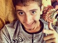 Jaja hoy es lunes, y todos están en el colé, menos yop jajaja aay weey