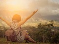 AL DESPERTAR…. . ¡Agradezco mi regalo de día! . Me repito, sintiéndolo en lo profundo en mi corazon, latiendo en esa profunda vibración de manifestación.. . “Se que hoy es un día increíble, y se que cosas maravillosas suceden en mi vida el día de hoy porque estoy en un estado de gratitud y apreciación constante”… . “Estoy infinitamente agradecida por esto, estoy vibrando y sintiendo Gratitud, rendida, postrada, entregada para recibir todas las cosas buenas que estan disponibles para mi”… . “Sintiendo profundamente certeza en que el proceso de la vida me respalda”… “Sintiendo profundamente mi Guía Sagrada sosteniendo mi corazón”… . “El ¡SI! en mi camino de experiencias terrenal es mi abracadabra abre Portales de mi mirada a mi verdadera realidad, transitando mi senda de hoy conectada a mi im-personalidad hacia lo transpersonal”… . ¡Solo puedo volar estando profundamente consciente, sintiendo y estando bien plantada en mis pies en esta tierra! . 🔥💖🔥 . Sesiones terapéuticas, acompañamiento, asesorías; presencial o en linea, grupales o individuales.  +1(954)7786089 .  @complecionysanacion complecionysanacion@gmail.com - - - - - - - - - - - - - - - -  #consciencia #desarrollopersonal #transformacion #expansion #conscienciauniversal #transmutarenergia #conexionespiritual #crecimientopersonalyespiritual #acompañamientoemocional  #sanacioncuantica   .