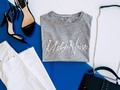 No dudes en vestír como te gusta !! . Blusa .. 25$ .  Jeans ...35$
