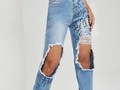 Mom Jeans .. SML Disponibles   𝙲𝙾𝙸𝙺 𝚃𝙴 𝚅𝙸𝚂𝚃𝙴 !  📍VISÍTANOS  Ubicados en el centro comercial Galeria las Americas local PB. San Antonio De Los Altos.  LUNES A SÁBADO   10:00 AM - 5:00 PM (SEMANA FLEXIBLE)  Horarios: 10:00AM - 4:00 PM (SEMANA RADICAL)  Si quieres realizar tus compras Online escríbenos al WhatsApp 0414-130-8217 horarios de lunes a sábado de 10 A.M. a 6 P.M.  ENVÍOS 📦 A NIVEL NACIONAL  DELIVERY GRATIS EN LA ZONA   #moda#coikteviste#love#tendencia#dress#vestidos#sanantoniodelosaltos#tiendafisic#bodysuit#jeans#botascombat#fashions#blogger #accesorios#moda2021##momjeans#sanantoniodelosaltos