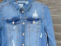 Jeans Jacket   📍VISÍTANOS  Ubicados en el centro comercial Galeria las Americas local PB. San Antonio De Los Altos.  LUNES A SÁBADO   9:30 AM - 6:00 PM  Haz tu pedido ya !! contáctanos para mayor comodidad en nuestro perfil se encuentra el link directo para ingresar a nuestro WhatsApp   ENVÍOS 📦 A NIVEL NACIONAL  DELIVERY GRATIS EN LA ZONA   1. #moda 2. #estilo 3. #tendencia 4. #modaespañola 5. #modainstagram 6. #modafemenina 7. #estilofashion 8. #modamujer 9. #modachic
