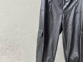 Panst de cuerina tipo joggers  ML  .  📍VISÍTANOS  Ubicados en el centro comercial Galeria las Americas local PB. San Antonio De Los Altos.  LUNES A SÁBADO   9:30 AM - 6:00 PM  Haz tu pedido ya !! contáctanos para mayor comodidad en nuestro perfil se encuentra el link directo para ingresar a nuestro WhatsApp   ENVÍOS 📦 A NIVEL NACIONAL  DELIVERY GRATIS EN LA ZONA   #accesorios#fashion#tendencia #moda #fashion #modafeminina #estilo #lookdodia #look #o #style #love #tend #ncia #novidades #verao #instagood #venezuela #acessorios #modafashion #roupas #lojaonline #roupasfemininas #modaparameninas #looks #instamoda #atacado #instafashion #moda #a #vestido