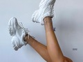 Ya tienes tus deportivos blancos ??   36/37/38/39/40 Shoes Stradivarius   📍 VISÍTANOS  Ubicados en el centro comercial Galeria las Americas local PB. San Antonio De Los Altos.  LUNES A SÁBADO   9:30 AM - 6:30 PM  Haz tu pedido ya !! contáctanos para mayor comodidad en nuestro perfil se encuentra el link directo para ingresar a nuestro WhatsApp   ENVÍOS 📦 A NIVEL NACIONAL  DELIVERY GRATIS EN LA ZONA   #love #fashion #instagood #style #photooftheday #beautiful #fitness #picoftheday #follow #beauty #like4like #art #ootd #model #cute #followme #repost #instadaily #happy #instagram #makeup #girl #amazing #photography #lifestyle#shoeaddict
