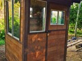 Caseta de vigilancia color café 🌳 realizada en plástico 100% recuperado ♻️ perfecta para espacios abiertos pues no requiere de ningún tipo de mantenimiento dads su resistencia al sol y al agua! 🌎un producto que cuida el medio ambiente 🌈  #arquitectura #colombia #architecture #diseño #design #bogota #medellin #construccion #photography #interiordesign #art #arte #diseñointerior #architecturephotography #interiorismo #photooftheday #instagood #fotografia #archilovers #architecturelovers #barranquilla #casa #render #concreto #cali #hogar #diseñodeinteriores #edificio #cucuta #archdaily
