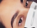 B R O W ~ L A M I N A T I O N  Es una técnica que alisa y fija las cejas.  Es perfecto para las que buscan agregar volumen y marcar el arco de su ceja ya que la hace ver más larga y definida  . . . #browlamination #browlift #planchadodecejas #cejasbogota #diseñodecejas #depilaciondecejasconhilo #sombreadodecejas #maquillaje #cejasperfectas #diseñandomiradas #creandosonrisas #perfeccion #miradas #zonat