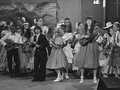 Mi #tbt de hoy.  O  Año 1988. Tercera Final de #Festichamo. Teatro Municipal de Caracas, interpretábamos El Niño Jesús Llanero de mi Tío Simón, muy pertinente para la fecha, era el último programa del año y era en Diciembre.  0  Levante la mano quien estuvo en la sala.  O  De izquierda a derecha: este servidor, en mi mano una mandolina y yo no toco ni la puerta que quede claro, luego @chusmita11 junto a @jessbraun delante de #Teresita (su nombre de pila es ese, no Teresa) quien casi no se ve, la más alta es @zurimabarba y cierra @dulcepilonieta todos flanqueados por las Danzas Nacionalistas de Xiomara VASCONCELLOS @danzasxiomaravasconcellos que sería mi a la postre mi escuela como Bailarín.  O  Gracias MUCHIAS @juliopereiraactor por la fota.  O  DIIIIIIIICEEEEEEE.  0  #musical #venezolana #venezolano #family #familia #television #arte #tiosimon #festichamo