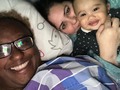 “Familia que después de un trasnocho retoza unida, permanece unida”.   DIIIIIIIICEEEEEE