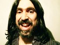 Joer tío..   El otro día fui a un casting y me dicen: Ahh pero, tú eres músico no?  Hablo con unos panas músicos de un estudio y me dicen: Oye y tu también eres ingeniero de sistemas no?   Luego voy a la consultora en una oficina y me dicen: Epa, tú no eres el tipo de plumrose?  Coño que enredo no?  🤣  #Netflix  #actor  #cantante #musicmaker #producer #Grammy #oscars #actorvenezolano