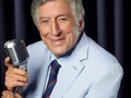 Gracias Tony por ser inspiración de tantas generaciones de cantantes entre los cuales me incluyo.   Esa manera única de expresarte, ese matrimonio perfecto entre hablar y cantar.  Todas tus versiones de los grandes estándares de vocaljazz eran sublimes. Un gusto exquisito para abordar las canciones.  Se ha ido un gentleman Un crooner leyenda Un gran cantante   Gracias Tony Bennett  Baruj Dayan Emet  Tony ben Abraham   #jazz #vocaljazz #singer
