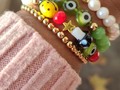 Mix de #pulseras llenas buenas energías ✨✌️, con el toque clásico de las perlas de río y los balines que están súper en #tendencia.  ¿Cuál es tu preferido? 🤔😍. WhatsApp: link en la biografía.  Envíos a todo Chile.  #CreacionesAlug #moda #ojoturco #pulserasdeproteccion #brazaletes #ventaschile #invierno #chile #accesoriospersonalizados #venezolanasenchile #santiago