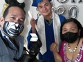 Hoy nos ha tocado vivir un momento único, difícil y diferente, pero solo depende de nosotros darle vida y alegría a cada instante.. Anoche compartimos con este bachiller quien pese a graduarse virtualmente, no dejo pasar este momento especial y decidió inmortalizarlo con una buena fotografía. Ahí estuvimos congelando en imágenes los momentos más importantes, claro siempre cuidandonos y cuidando a nuestros clientes. #grados2020 #gradosvirtuales #fotografía #Medellín #Bello #Creativosrg