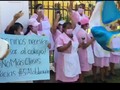 Cuando te da hueva ir a manifestar, entonces mandás a la chacha 🙄🙄
