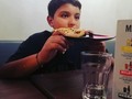 Él y su adicción por la pizza... Te amo mi peque... Así tengas 100 años serás mi peque @dani.sura12