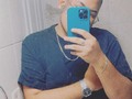 Siempre ando con los míos, si no comen no puedo comer no puedo cenar, prendo un blu** con todos mis problemas y los voy a quemar ✍🏼🎶