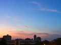 AURORABOREAL 5:22am BARRANQUILLA #barranquilla #morning #auroraboreal #amanecer #dawn #city #igerscolombia #sky #cloud #enmicolombia @ig_colombia #sun #building @enbarranquillamequedo #light #street