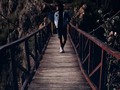 Sunday 🌲👣  #paisajes #viaje #disfrutando #naturaleza #caminata #aire #caminar #buenacompañía #escapadas #travel #amigos #photography #photooftheday #puente #sunset #huancayo #junín #peruvian #latino #nature