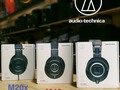 SERIE M Los auriculares profesionales de monitorización de la serie M, aclamados por la crítica, proporcionan un sonido preciso y una extraordinaria comodidad, que los convierte en ideales para largas sesiones en el estudio y en las giras. Los audífonos contorneados se ajustan con firmeza para ofrecer un excelente aislamiento sonoro, con una captación mínima de sonidos no deseados. #cycelectronica_colombia #estudiodegrabacion #homeestudio #podcaststudio #dj #audifonos #audiotechnica