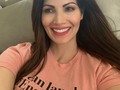 😂 I can laugh in English & in Spanish 🤣 👚 @karla.and.co 👌🏻 #blowdry by ME 😃 ¡Lo logré! 🎉💆🏻‍♀️ Quedó muy decente ☺️😁 Estoy orgullosa 🏅🥳