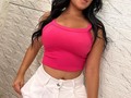 Pantalón Victoria $80 mil  Crop top rib $49 mil  •Disponible también en verde Antioquia