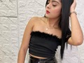 Nuestro Estraple con plumas es demasiado 🔝$68 Mil  Leggins Charol $85 mil 🛍️