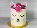 Hermoso gatito 😻 comestible!  Y con esta belleza se celebró un año más de vida 🌟 Tortas temáticas para celebrar tus cumpleaños 🎁 #tortasmedellin #cumpleaños #quedateencasa