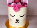 Hermoso gatito 😻 comestible!  Y con esta belleza de celebró un año más de vida 🌟 Tortas temáticas para celebrar tus cumpleaños 🎁 #tortasmedellin #cumpleaños #quedateencasa