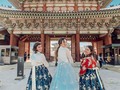 Fairytale palaces with friends🇰🇷 #danistraveldiaries . . . . . . . . #seoul #seoulkorea #seoultravel #gyeongbokgung #gyeongbokgungpalace #southkorea #hanbok