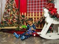 Los niños son los dueños de las Navidades, estamos de acuerdo? Ellos son los que iluminan cada hogar La Navidad brilla más con las sonrisas que ellos nos regalan... #somosdecoblus  #niños #navidad #regalos #luz #alegria #magia #peluches #life #sonrisas #ternuras #inocentes #happy #merrychristmas   @decoblusregalos  @decoblus @eliezerhoyosfotografo