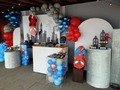 Una escenografía moderna para los 3 años de Mateo. #somosdecoblus   #fiesta #marvel #spaiderman #niño #boys #globos #estilo #fotografia #celebra #decoracondecoblus #decoblusotronivel #spaidermanbaby #baby #instagram #follow4like #like #ciudad #ambientes #diseño #design