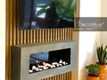 Te presentamos la nueva tendencia en decoración para tu hogar. . La chimenea YUMI GRANDE con revestimientos en REVESTIMIENTOS EN MICRO-CEMENTO tiene las siguientes especificaciones:  ▪️Medidas 125 cm largo x 0.25 ancho x 0.55 alto.  ▪️Material es resina refractaria (no se calienta). 👍🏻 ▪️Fondo en acero o negro mate. 👌🏻 ▪️5 quemadores independices 😃 ▪️Colores: Blanco negro, café y MICRO- CEMENTO ♠️ ▪️Funciona con combustible ecológico 🌱 ▪️Fácil instalación.  . Envíos a todo Colombia 🇨🇴   Visita nuestras tiendas físicas y sorpréndete de productos únicos como tu.  .  📍 Cc ideó 𝐥𝐨𝐜𝐚𝐥 𝟐𝟏𝟒 (#𝐢𝐭𝐚𝐠𝐮𝐢 ) 📍 𝐤𝐦 𝟐𝟑 𝐯𝐢́𝐚 𝐥𝐚𝐬 𝐩𝐚𝐥𝐦𝐚𝐬 (𝐕𝐢́𝐚 𝐚𝐥 #𝐫𝐞𝐭𝐢𝐫𝐨𝐚𝐧𝐭𝐢𝐨𝐪𝐮𝐢𝐚 ) . Comunícate con nuestros asesores 😊 📲 3146712673 - 3226724889  . Ingresa a nuestra página web  🧑🏻‍💻  . Gracias por preferirnos.   .  #decoracion #remodelacion #chimeneasmedellin #chimeneasdecolombia #chimeneasbogota #chimenea #chimeneas #decoracionconchimeneas #chimeneasdecorativas #chimeneasdiseño #chimeneasdecorativas #chimeneasmodernas #chimeneasbioetanol #chimeneasportatiles #colombia #bogota #medellincolombia #mobiliariourbano #mobiliariomedellín #mobiliarioecologico #homedesign