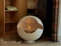 La referencia tipo esfera llena esos espacios de elegancia y estilo.  . Cuidando sus líneas y diseño exclusivo está chimenea se convierte en una escultura espectacular para tu hogar.  . #interiorismo #tendencia #chimeneasmodernas