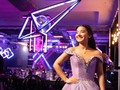 💜💎LOS 15 DE GABY💎💜 Unas tomas en el salón antes de que llegaran los invitados!  @alfitobellorin nos regaló estas fotos previas a la celebración.   #photo #decoracion #mis15 #partytime #picoftheday #tbt❤️ #viernes #fiestas #led #modern #likeforlikes