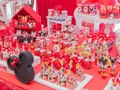 Hermosa Celebración Minnie & Mickey, Decoración, recordatorios, Souvenirs, personalización a cargo de @dekorletras .  Estamos presente es tus momentos espaciales, cotiza con nosotros 👍🏻