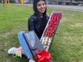 Las rosas y los chocolates siempre son el regalo perfecto para cualquier ocasión 🌹😍 . Modelo @maarytriana ⭐️ #Rosas #Cajaderosas #Rosasychocolates #FloresBogota