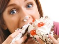 El consumo de azúcar libre o bebidas azucaradas propicia que aparezca el sobrepeso y la obesidad de las personas. Al reducir el azúcar también se disminuye la ingesta de calorías vacías, es decir, aquellas que no tienen ningún valor nutricional y hacen aumentar el peso.  cuando los alimentos con exceso en azúcar y/o ultra procesados invaden nuestra alimentación aparece una resistencia a la leptina, hormona involucrada en el apetito. Al reducir la cantidad de azúcar dietético se revierte esa resistencia y se recupera el correcto funcionamiento del apetito. . . . . #loveyourself #loveyou #lovefat #love #followforfollowback #exfat #vidasana #comidasana #balongastrico #exgordo #fatboy #salud #vida #fitness #rd🇩🇴 #vamospormas💪 #mundo #usa #mexico #brazil #colombia #argentina #weightlosssurgery #surgery #fashion #weightloss