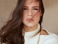 Hoy junto a @linacustode confirme algo que he venido practicando muy valioso y se los quiero compartir:  Cuando quieras saber si estas en el camino, con la persona o en el lugar correcto, solo cierra los ojos, coloca las manos en tu ❤️ y solo SIENTE, si eso que estas pensando te atormenta, te da miedo, tristeza, rabia o cualquier emoción negativa sabes que por ahí NO ES, pero al contrario, si piensas en eso y te da paz o te saca una sonrisa, entonces sigue y déjalo fluir 🫶🏻  Esta es algo que ha funcionado mucho en este cambio drástico de vida para mantener la calma, solo hay que tener paciencia y recordar las veces que desde hace 7 meses me han dicho "ya eres parte de esta familia" 🥹🥰  Que tengan bonito Sábado  @isabelaredman