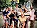 Estrenando la ⭐️ 74  Fue a la Bombonera de traje, zapatos, saco y corbata 👔 (azul y amarrila), canto y salto todo el partido, a la salida un buen copón de fernet en la previa de Irala. Ni se despeinó ni se le aflojó el nudo de la corbata. Es “Marianito” un fenómeno.   QUE LINDO ES SER DE BOCA 💙💛💙  #Boca #Campeon #SuperCopa #Bombonera
