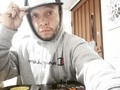 Su madre tiene claro donde el Cabezon se mete con un par de parceros repartiendo los paquetes. ☝🏼🔥💎✍🏼👁️👽