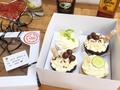 Sometimes too much drinks isn't enough.🍹🧁🍸 ° ° Baileys, mojito y tequila 💓 ° ° #baileys #mojito #tequila #pasteleria #cupcakes #calicolombia #pasteleriacali #licor