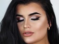 Hey my beauties around the 🌍 Happy Wednesday 🎉💜 Soon I would be doing shoutouts Sunday 🎉🎉 if you want a shoutouts just tag me on you pic with the hashtag #katisabeauty 😁❤️😘 . . Products 👇🏼 💄 @tar pro palette 💄 @anastasiabeverlyhills Dipbrow pomade in shade granite 💄 @milanicosmetics retouch conclear 💄 @flirtcosmetics truth ore dare and week ore twerk 💄 @flirtcosmetics bash love lipstick 💄 @nyxcosmetics liquid black liner 💄 @scandal.lashes in daring darla 💄 @milanicosmetics conceal + perfect foundation 💄 @beautycreations.cosmetics contour palette 💄 @lashesbylena highlight palette 👀 lenses by @boulonguise in hazelnut