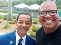 Hoy me encontré a este señor @enriquerojasespn en Miami, un gran periodista Dominicano.