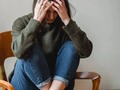 #Mareos y dolor de #cabeza Estos síntomas suelen combinarse con #zumbidos en los #oídos y #sofocos. En este caso el #CBD es una terapia muy exitosa. A muchas #mujeres les gusta utilizar un roll-on de #CBD.