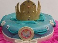 Torta de 1 kilo  Motivo: cenicienta  #tortasencaracas #tortasdecenicienta #agenciadefestejosencaracas #candybar #galletasdecoradas