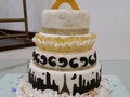 Torta de 15 años espectacular . Pide tu presupuesto al 04120108023 #15años #celebraciones #fiestas #bodas #tortasdecoradas #tortasporencargo