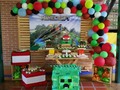 Fiestas para todos los gustos #minecrafáctenos y pide tu presupuesto al 04120108023 #minecraftparty #cumpleaños #agenciadefestejos #organizaciondeeventos #candybar #decoraciones