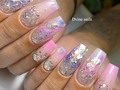 💖Aveces nos preguntan como hacemos con las uñas encapsuladas para rellenar, aquí hemos realizado un relleno con una purpurinita para cambiar un poco el diseño pero llevan ya 3 veces rellenadas. 😍💖😍💖😍💖😍💖😍💖😍💖😍
