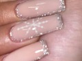 Brilliiiiiiiii y copitos!!!!!! 😍🤍😍🤍😍🤍😍🤍😍🤍😍🤍😍🤍😍🤍😍 @dvine_nails @dvinenails_poblenou @dvinenails_gava @dvine_nailshop