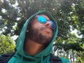 Solo quiero vivir en un mundo de montañas, café, fogatas, carpas, árboles, y correr con una cámara y un cuaderno, aprendiendo el funcionamiento interno de todo lo real.