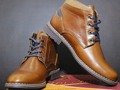 CALZADO CASUAL DE CABALLERO BOTIN 100% CUERO ENCERADO COLOR CAFE MODELO ITALIANO TALLAS DESDE 37 A 43 ENVIOS A TODO EL PAIS  VALOR $67 Más envió